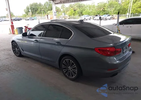 2019 BMW 540 из США, поврежденный, VIN WBAJE5C59KWW06369